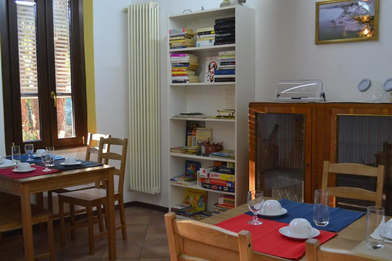 Couette-café B&B Casa Mia Desenzano del Garda Italie